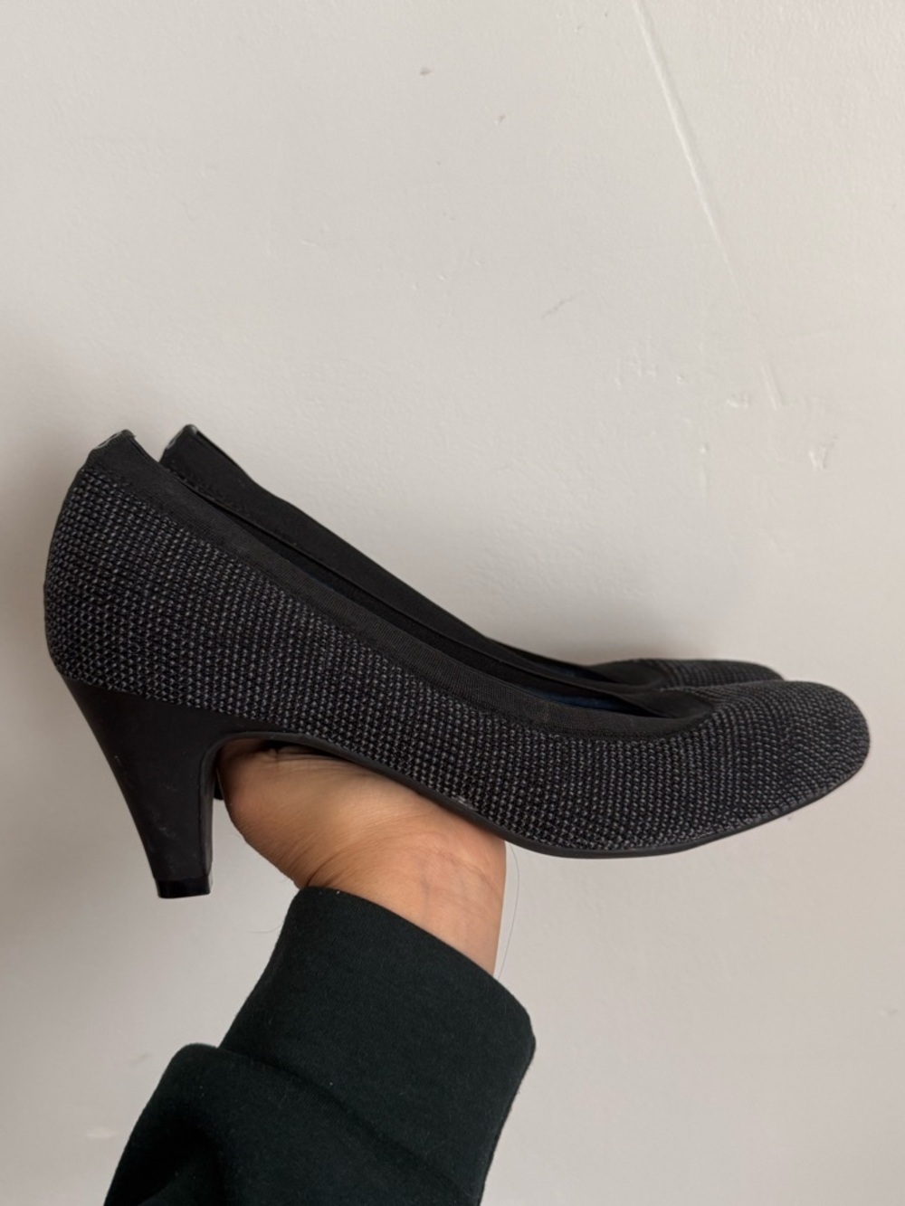 Betabrand Black Heel Pumps Textured Fabric Comfort Work Heels Size 11